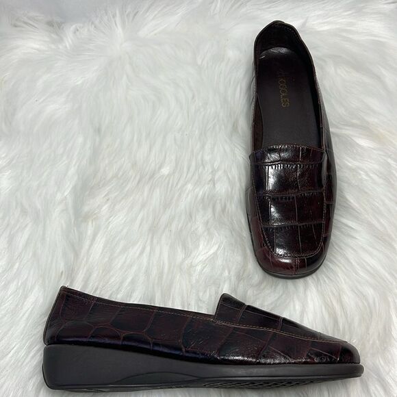 AEROSOLES Shoes - Aerosoles Brown Croc Embossed Leather Slip-On Wedge Loafers Sz 8